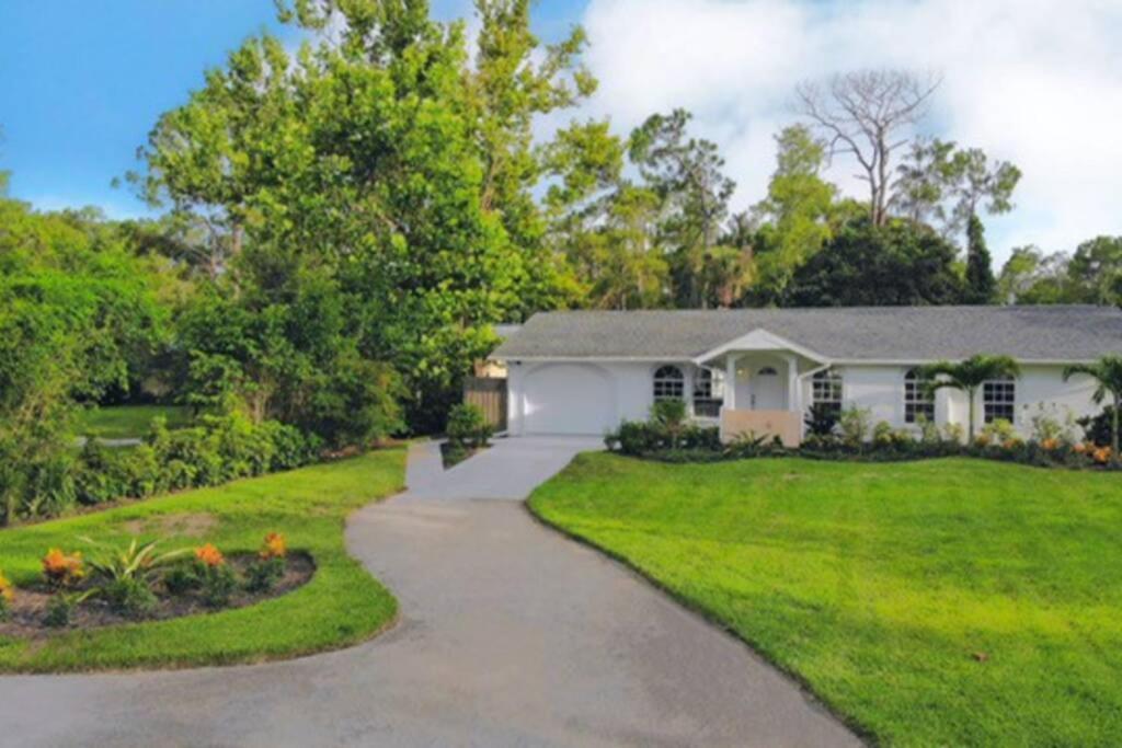 Cheerfull 4/Bed/ 3 Bath / Pool / Best Location Naples Exterior foto